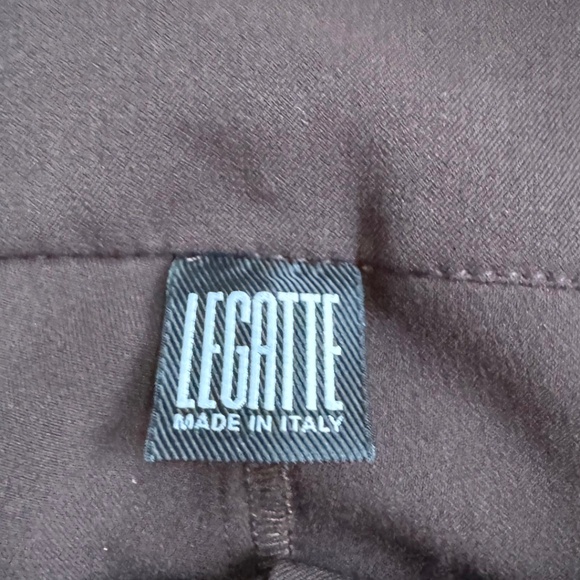 Legatte Crossover Pleated Pants – Size IT 42 (US 6) - Picture 2 of 9